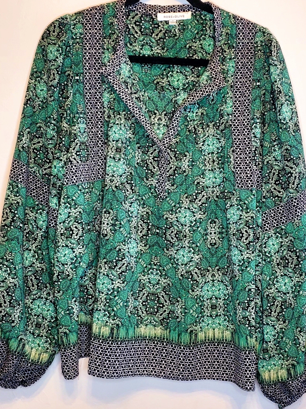 Rose & Olive Sz L Teal and Black Geometric  Print V-Neck Boho Peasant Blouse